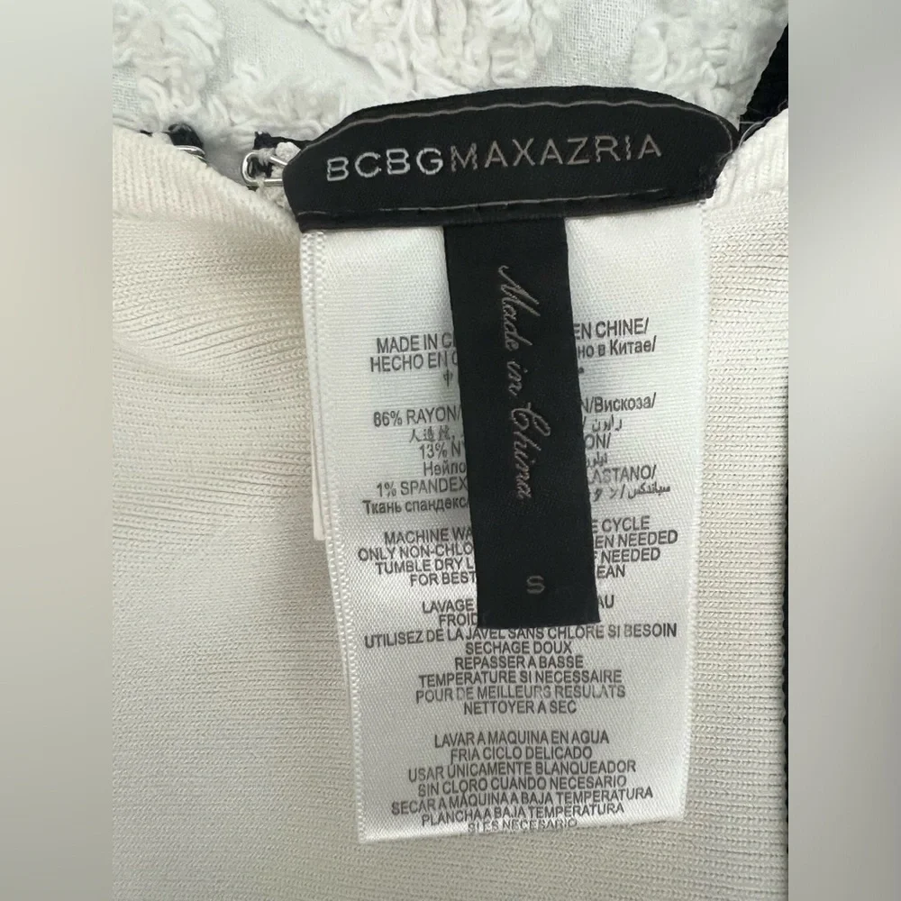 BCBGMAXAZRIA "Tamira" Bodycon Dress. Size S. Black & White Zip Up Back. - Picture 6 of 6